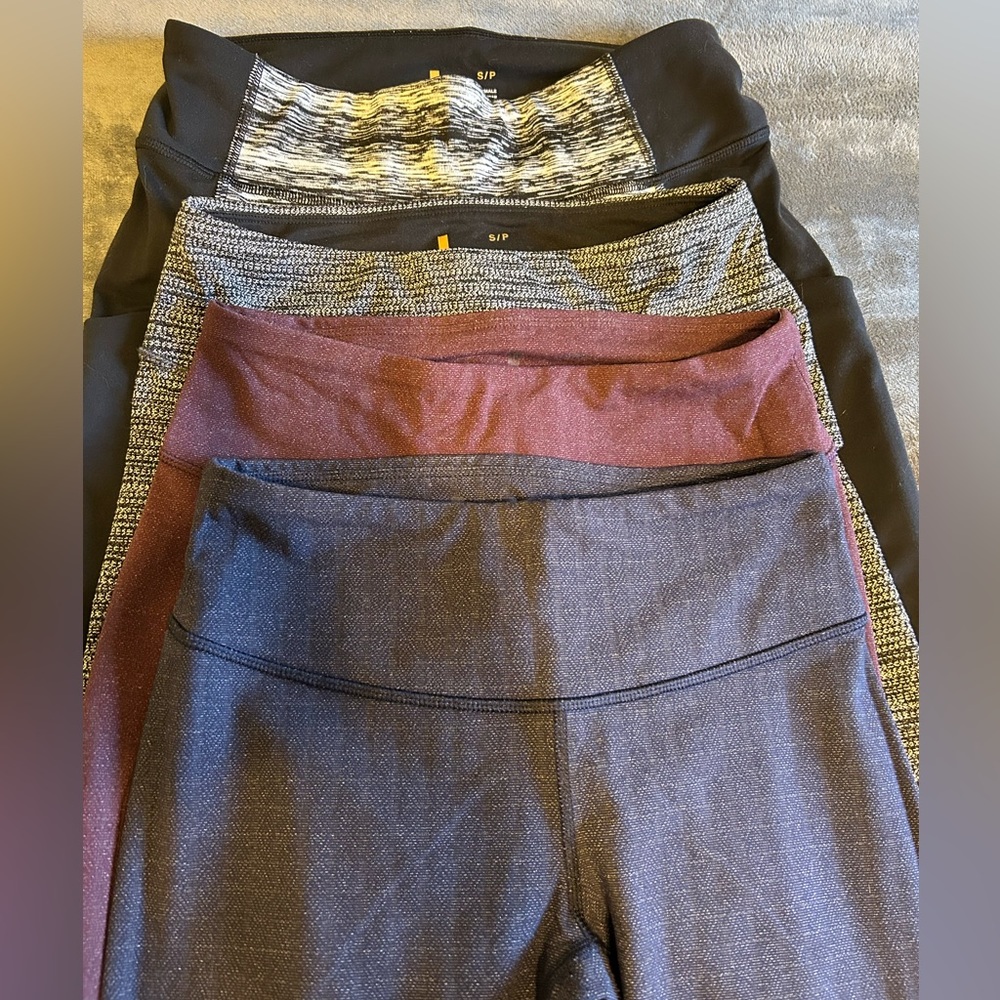4 PAIRS! Lucy hatha leggings - 4 pairs total! Size Small. All barely worn!